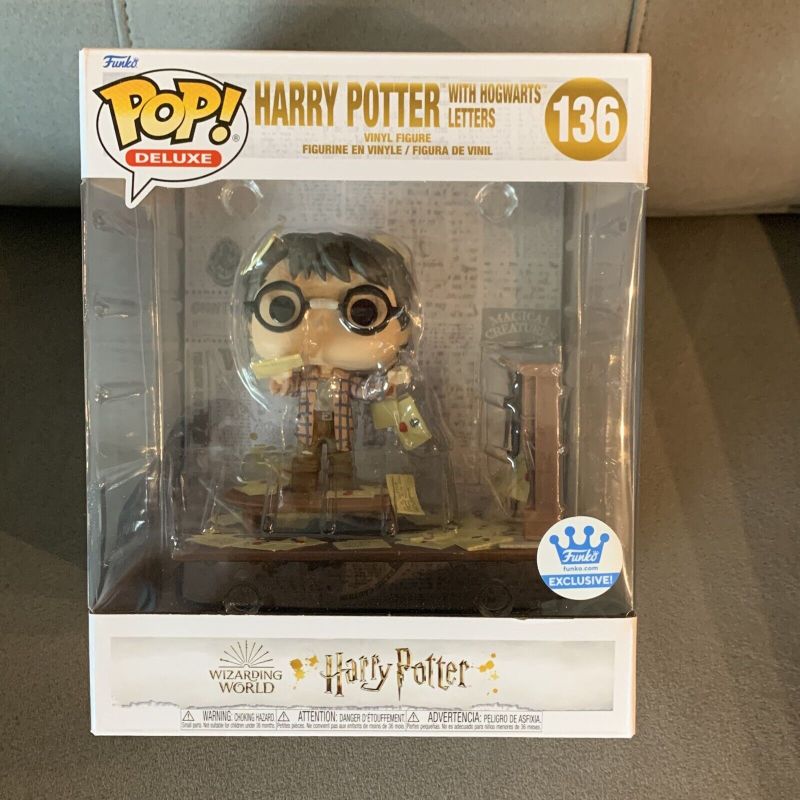 Harry Potter With Hogwarts Letters Funko – Caipm